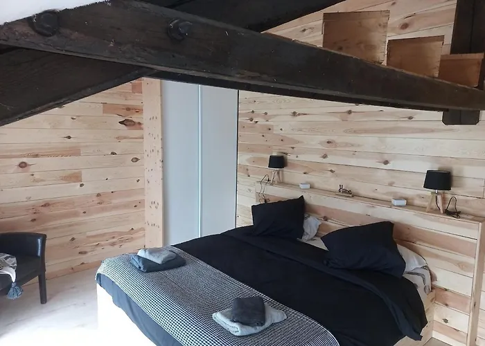 Holiday home Germaine Et Yves Fix-Saint-Geneys