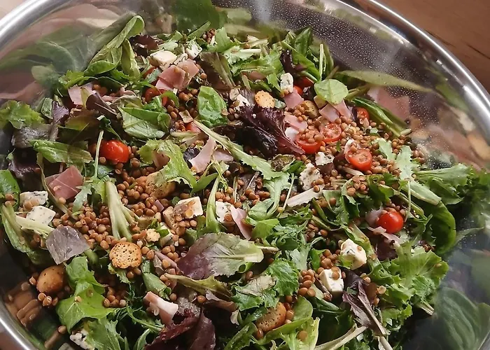 Holiday home Germaine Et Yves Fix-Saint-Geneys