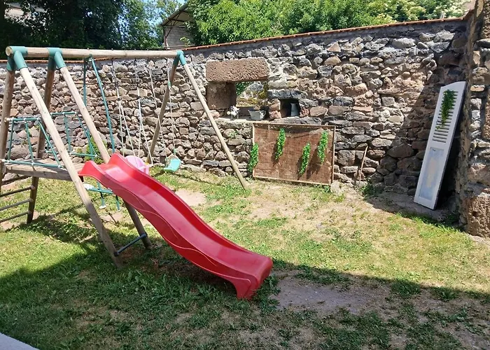 Holiday home Germaine Et Yves